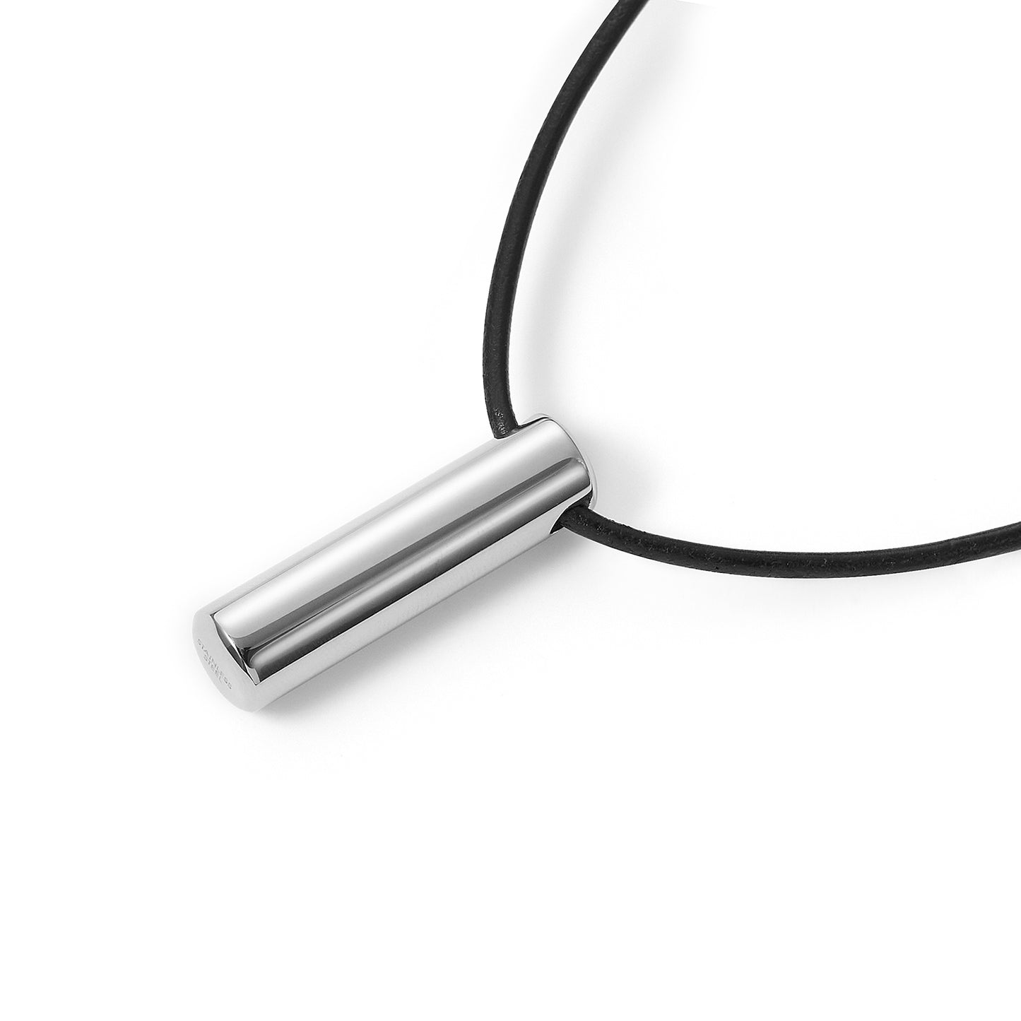 Stainless steel cylinder pendant with chain